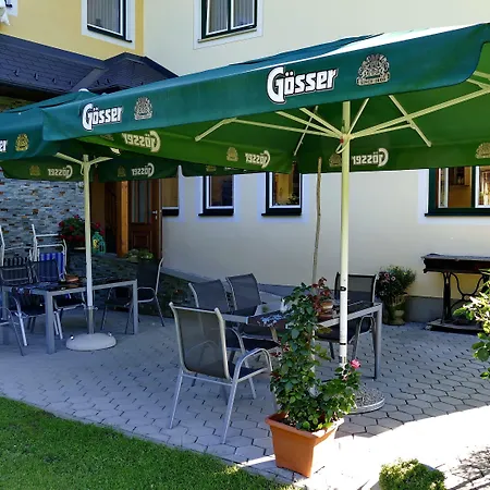 Zur Gams Apartment *