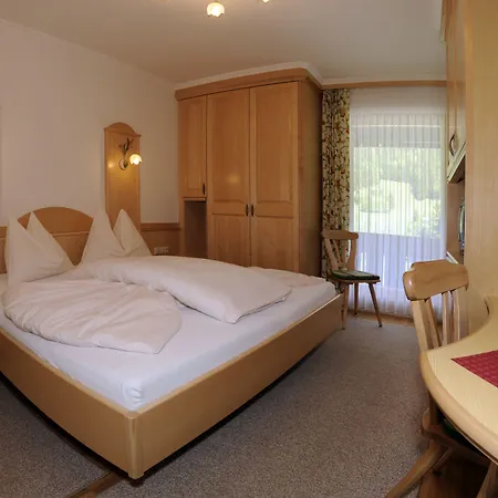 Zur Gams Donnersbachwald