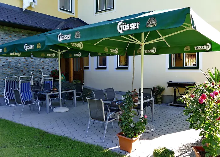 Zur Gams Apartment *